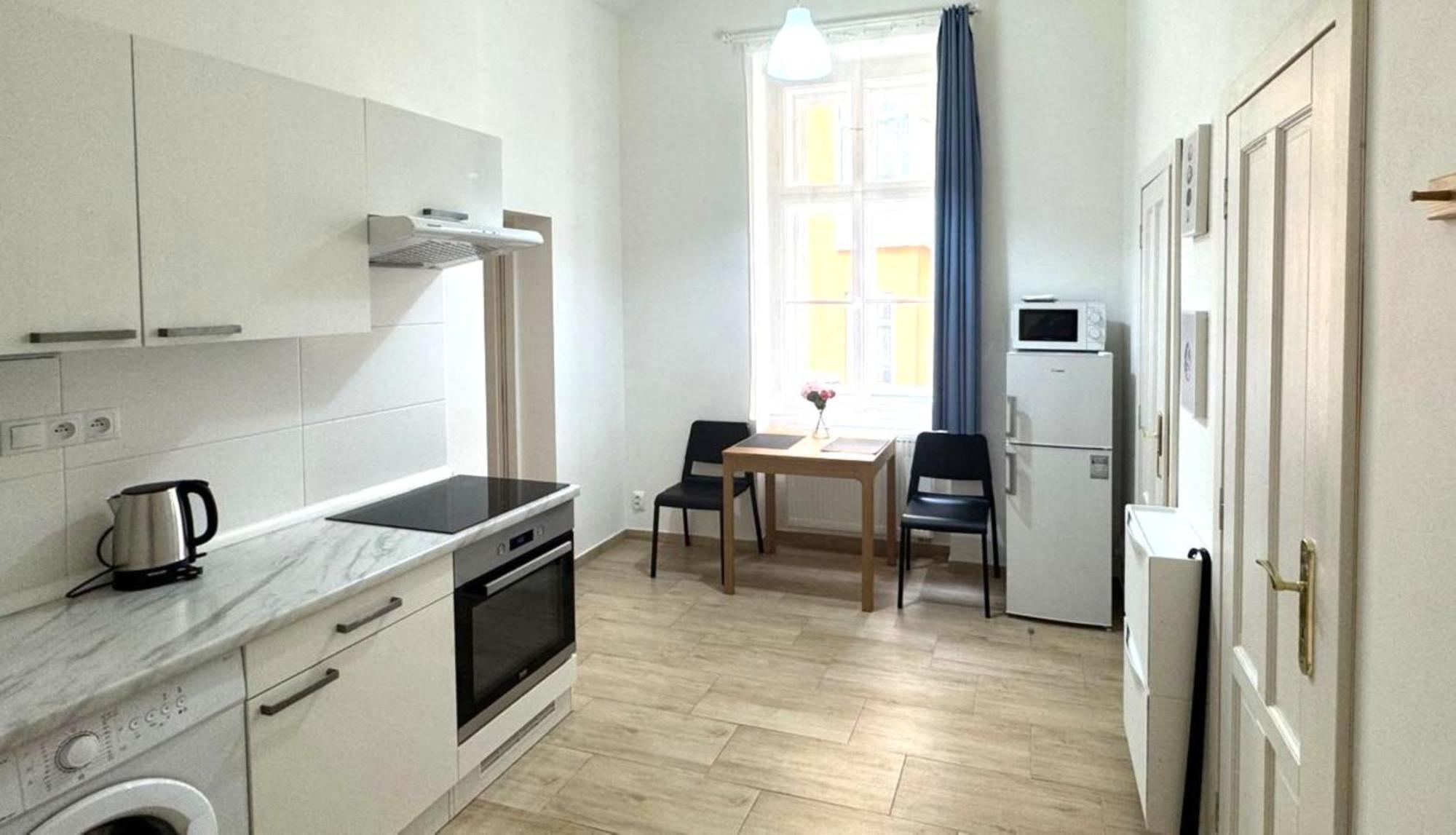 Side Street Apartments Prague Exterior photo
